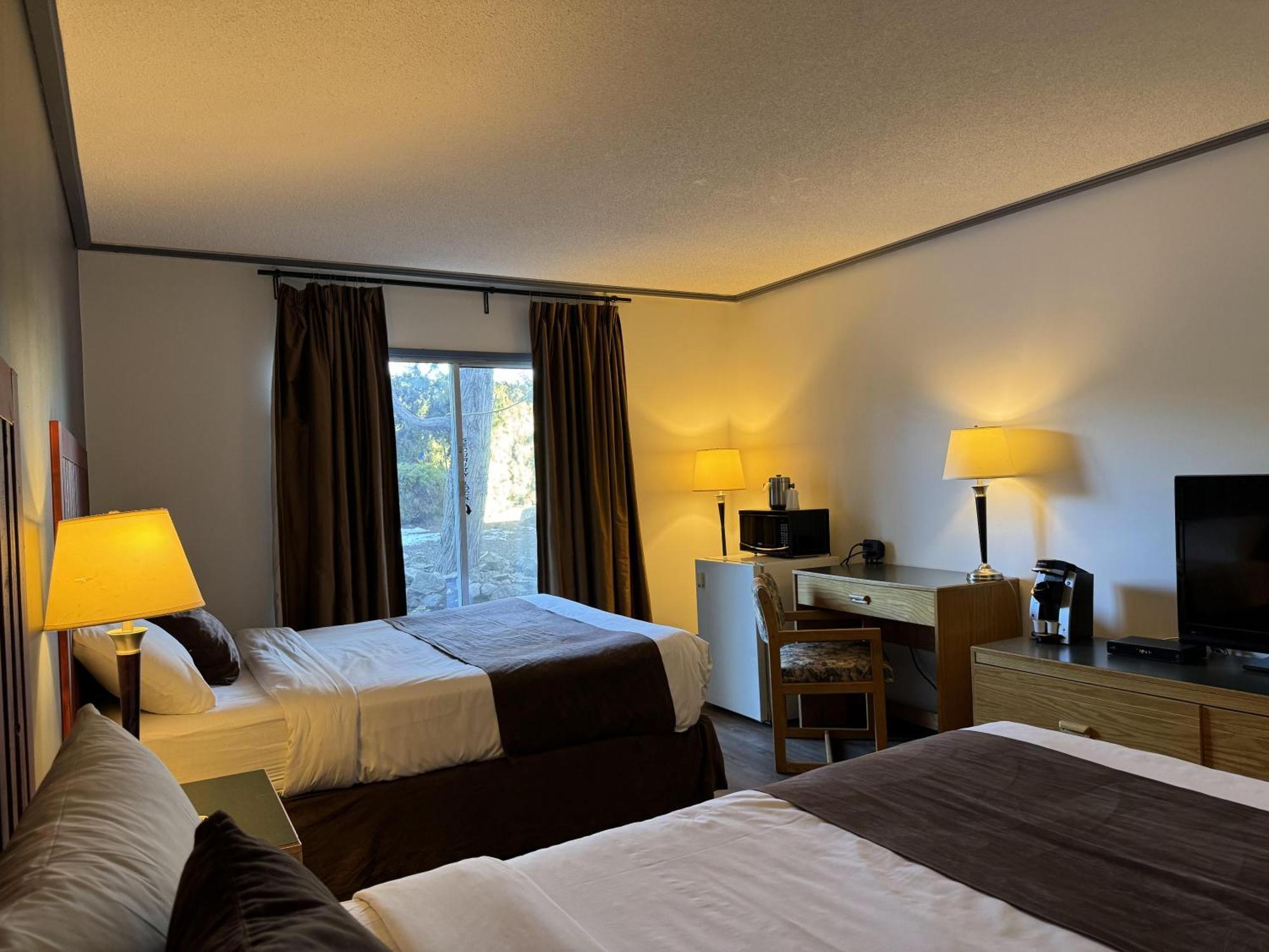 Riviera Plaza&Conference Centre, Vernon, BC Buitenkant foto